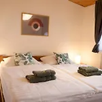 Aparthotel Bramborka 3*
