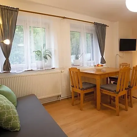 Aparthotel Bramborka 3*