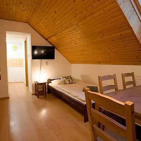 Aparthotel Bramborka 3*